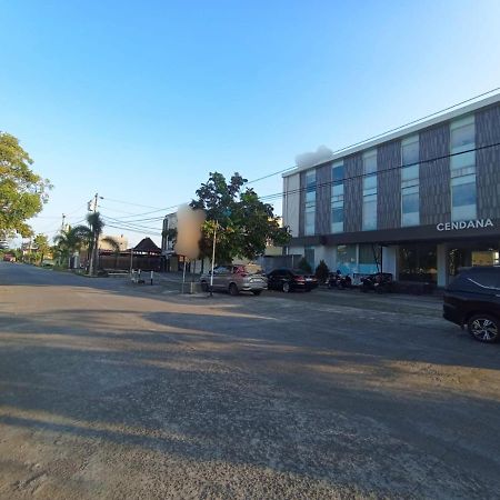 Cendana Coliving Solo Baru Hotel Exterior foto