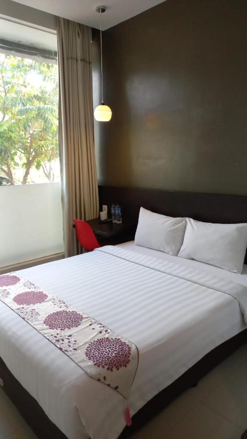 Cendana Coliving Solo Baru Hotel Exterior foto